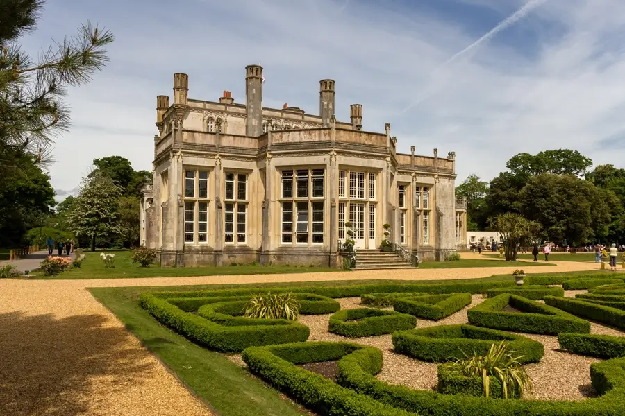 photo of highcliffe castle